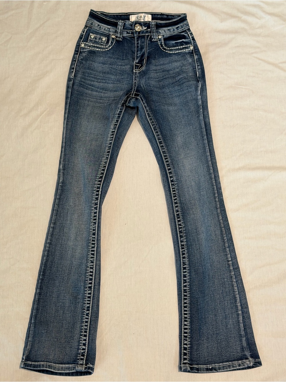 Women’s Flare Jeans in Dark Indigo - Classic Stretch Denim